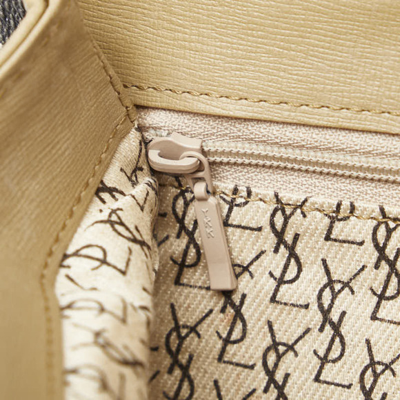 Yves Saint Laurent Giraffe Print Clutch Bag  Canvas Clutch Bag in Good condition - Picture 6 of 9